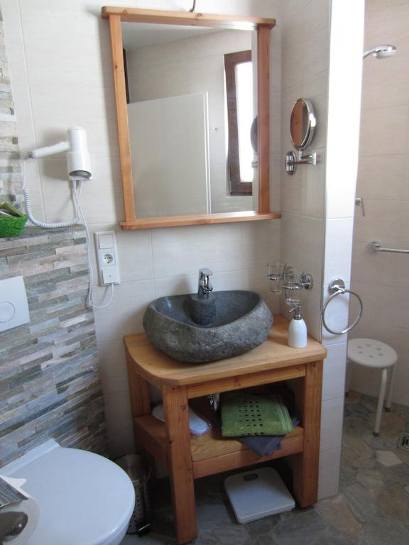 Cleo'S Hotel Kallstadt Quarto foto
